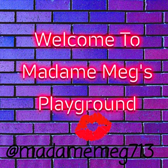 Welcome to my closet!!.Any Questions? - Picture 1 of 2